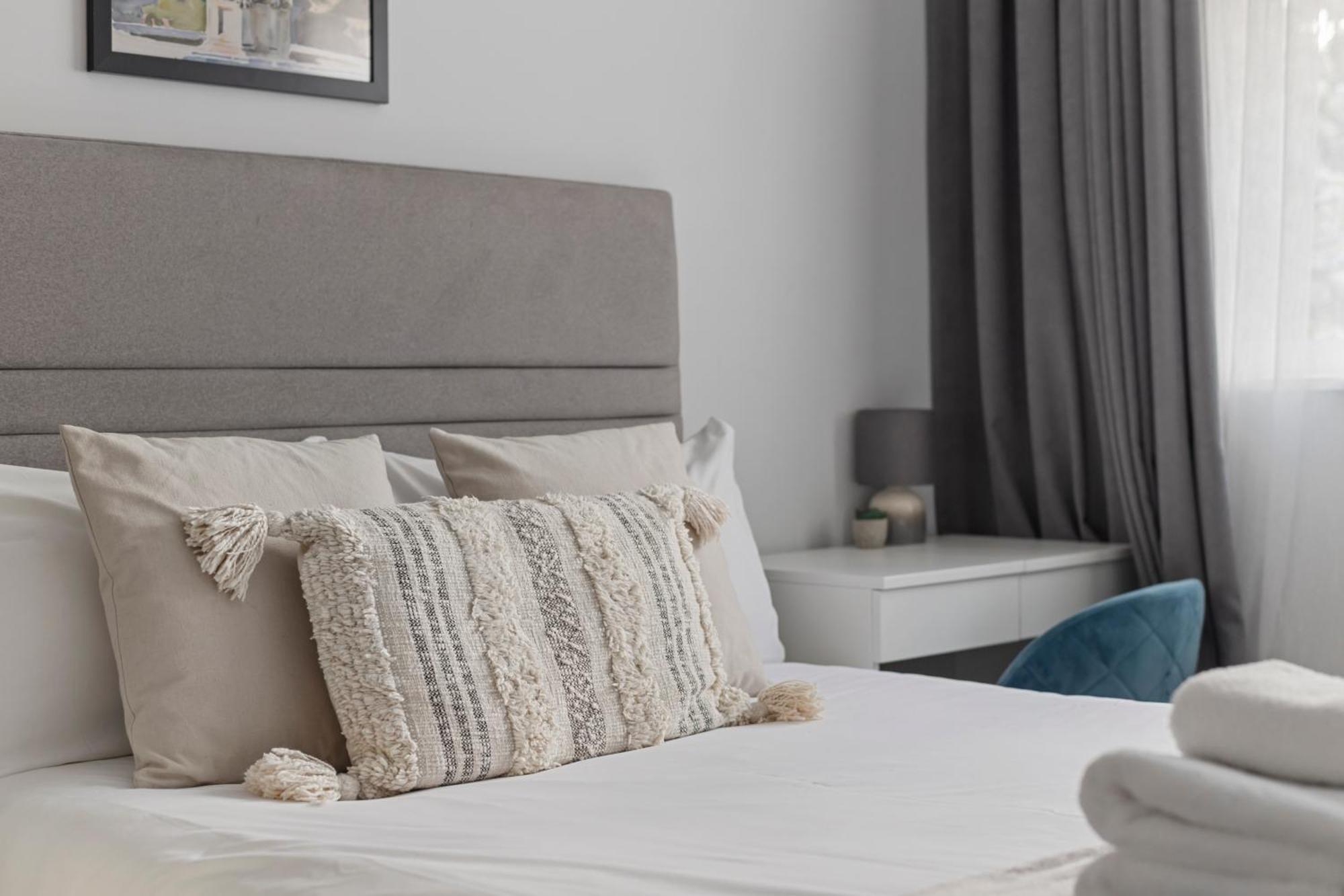 Monthly At Juliet House Apartment *